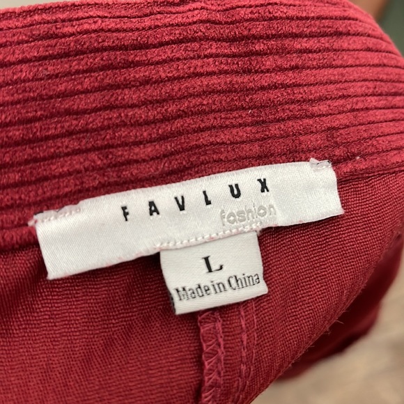 Mini Ribbed Burgundy Skirt - Picture 8 of 9